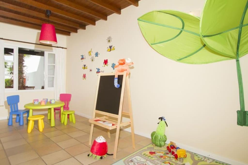 Miguel, 3 Bed With Private Pool Apartment ปูแอร์โตเดลคาร์เมน ภายนอก รูปภาพ